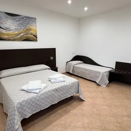 Jenka ゲストハウス 4*