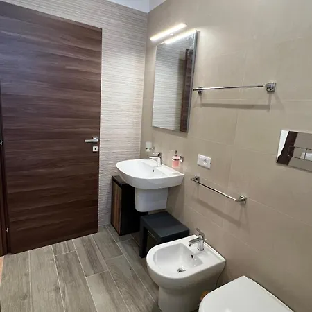 Jenka ゲストハウス 4*